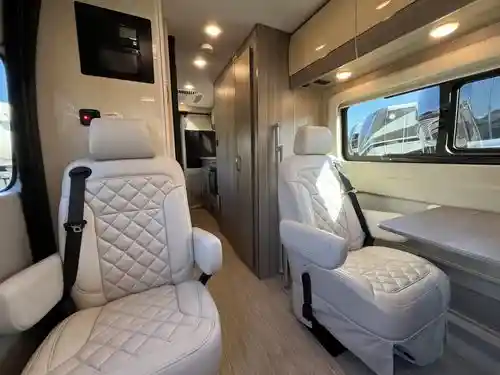 Seating 3 And 4